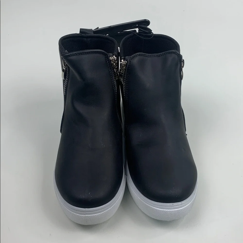 Blue Suede Shoes blue black